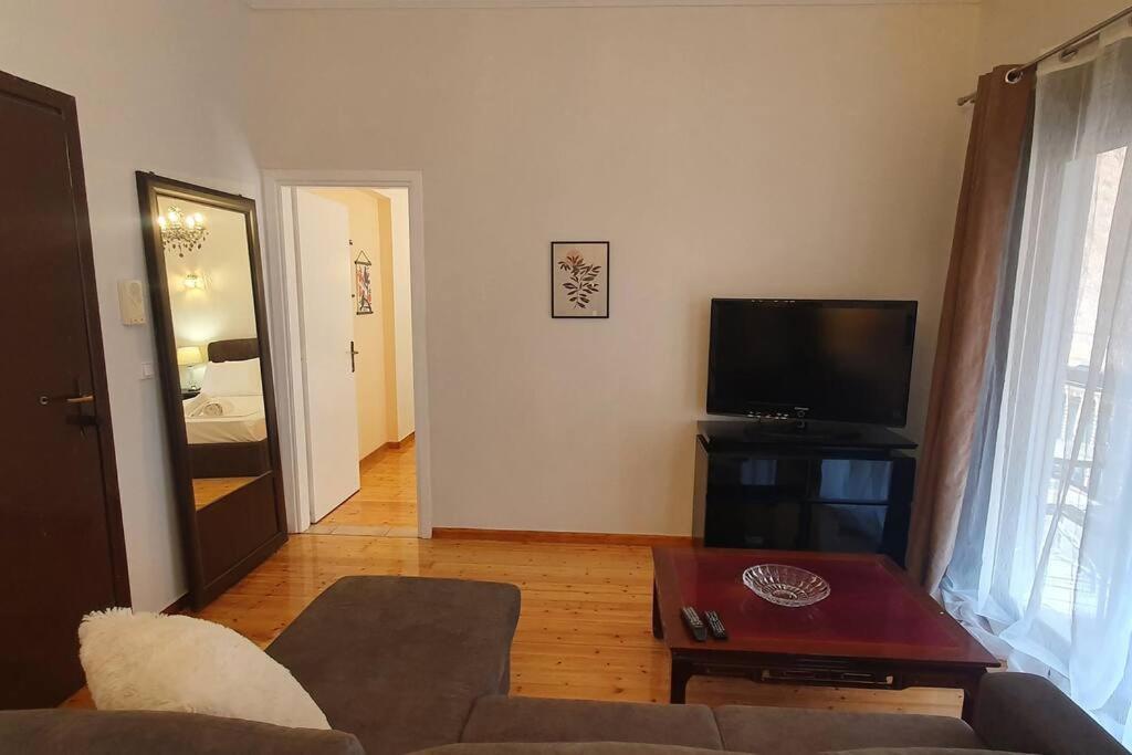 Spacious Beauty In Athens, 55M2, Metro 7' Экстерьер фото